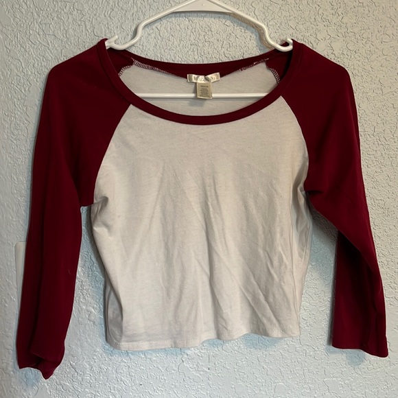 Cropped Baseball T - Picture 1 of 3
